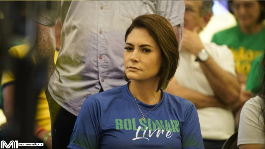 Michelle Bolsonaro critica aproximação da direita com Ciro Gomes, e André Fernandes rebate