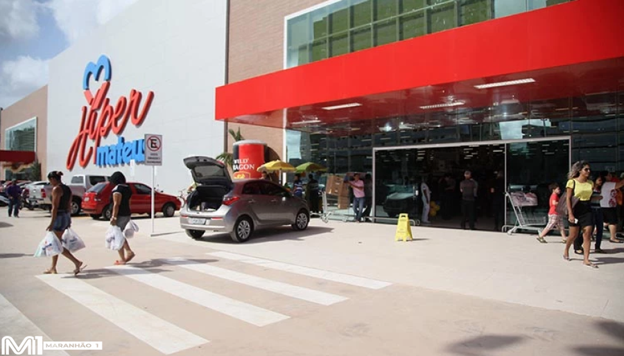 Princípio de incêndio assusta clientes no Mateus do Renascença, em São Luís